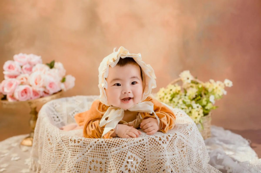 广州借卵试管代怀包男孩宝宝舌尖红是什么原因